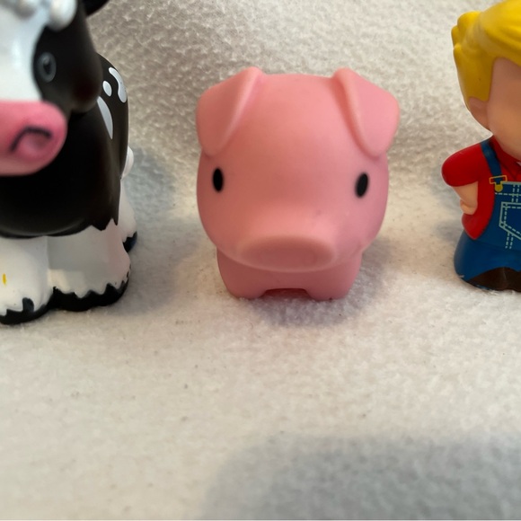 Fisher Price Little People Farm Animals Farmer Figure Pigs Chicken Cow Sheep - Picture 6 of 10